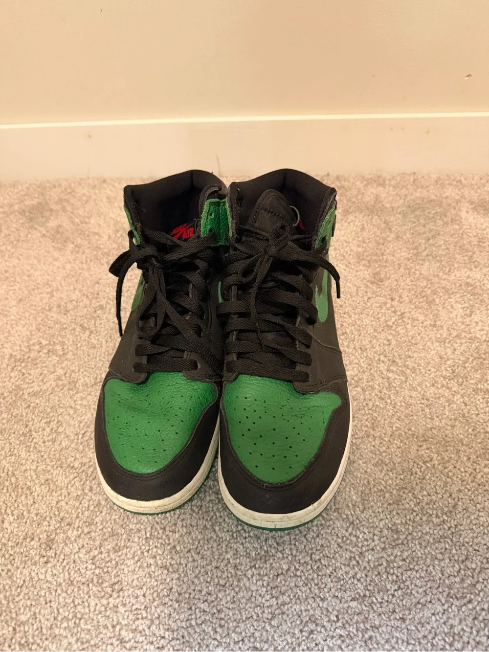 Air Jordan 1 Mid Green Toe Black/Pine Green Sneakers